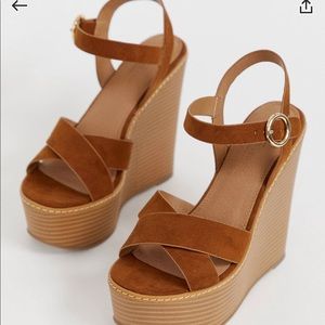 ASOS NEW NEVER BEEN WORN WEDGE HEELS!!